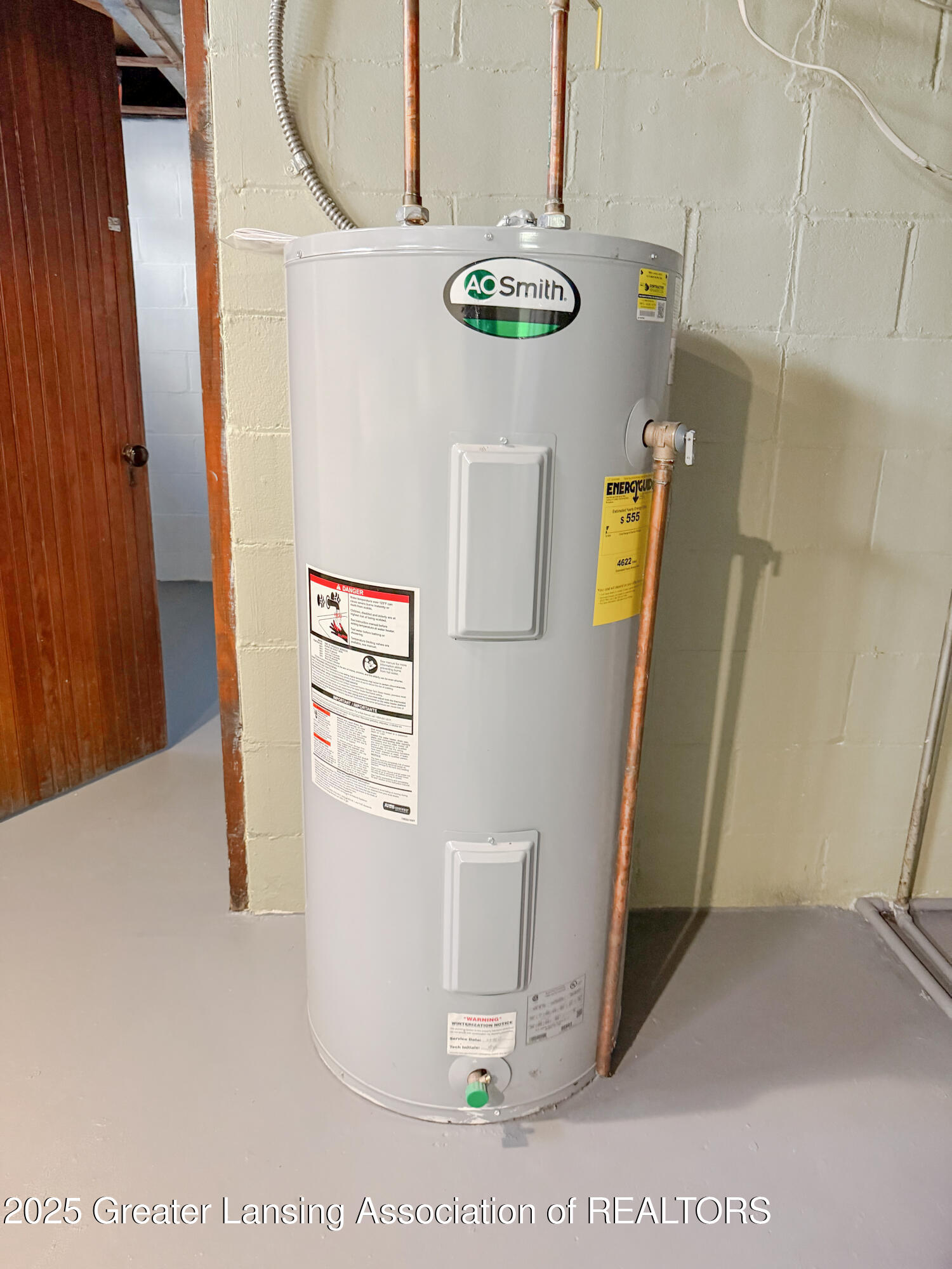535 Riley Street Lansing, MI 48910 - Photo 31 of 42 Water Heater