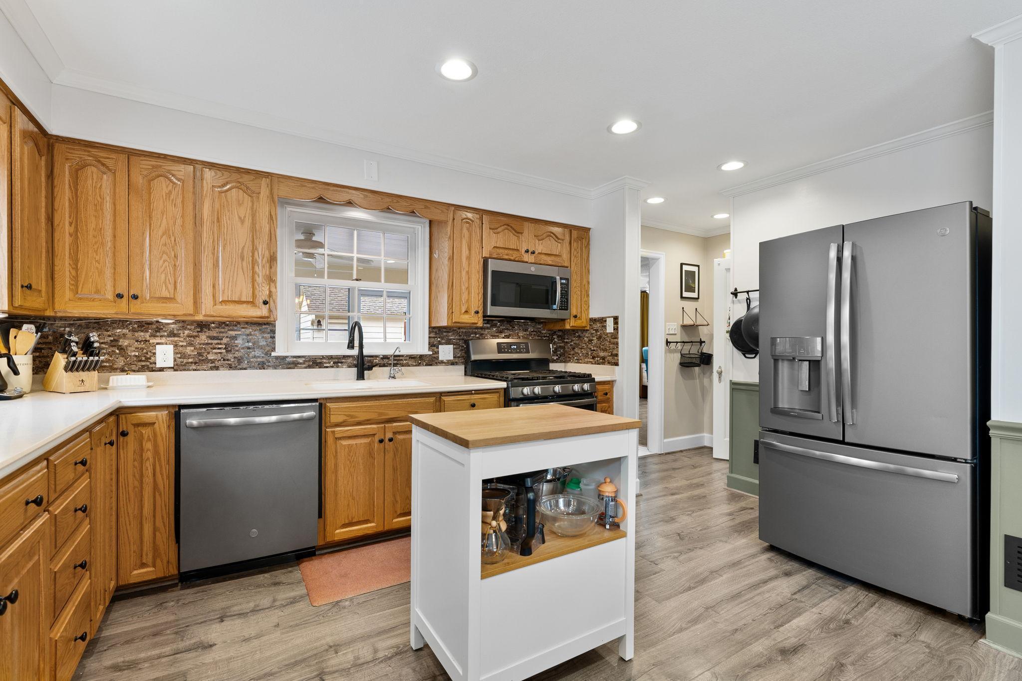 1009 9th Street Northwest Austin, MN 55912 - Photo 8 of 50