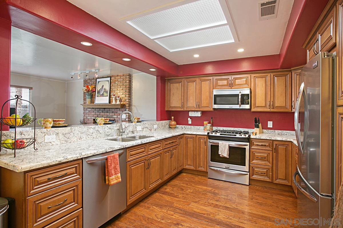 112 Colbert Drive Spring Valley, CA 91977 - Photo 3 of 25 Gallery Image 3