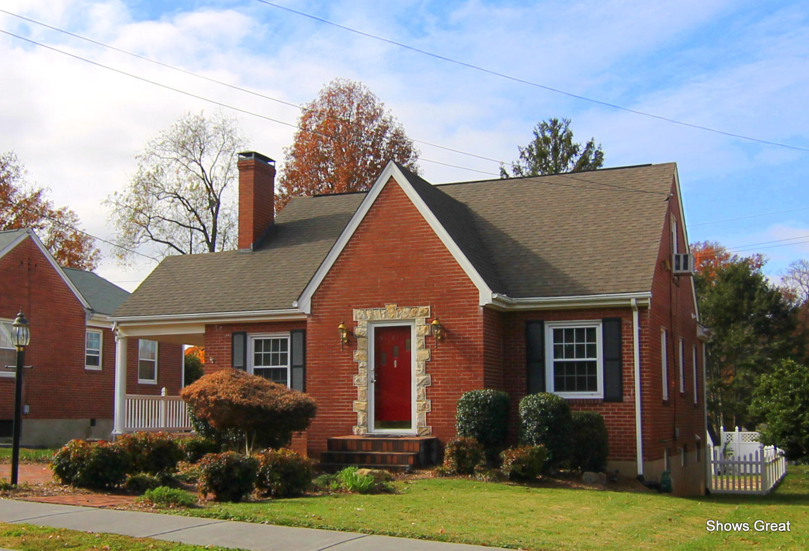 1411 Brighton Road Southwest Roanoke, VA 24015 - Photo 1 of 31 Front of Home