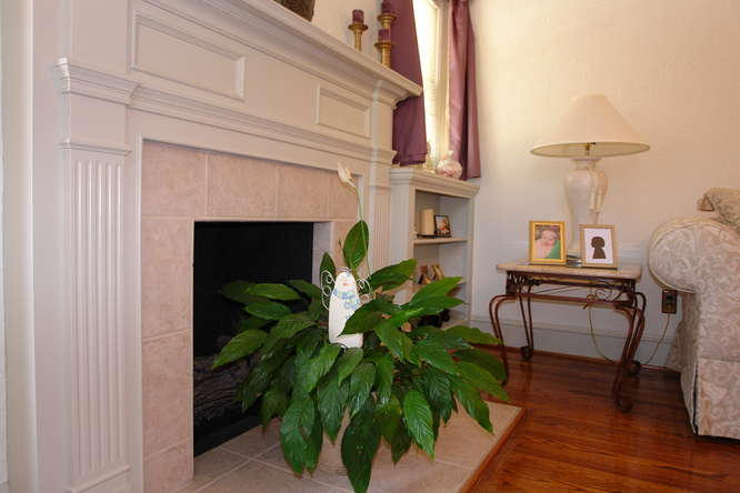 1411 Brighton Road Southwest Roanoke, VA 24015 - Photo 5 of 31 Living Room2