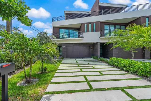 $1,785,000 | 1814 Middle River Drive, Fort Lauderdale, FL 33305