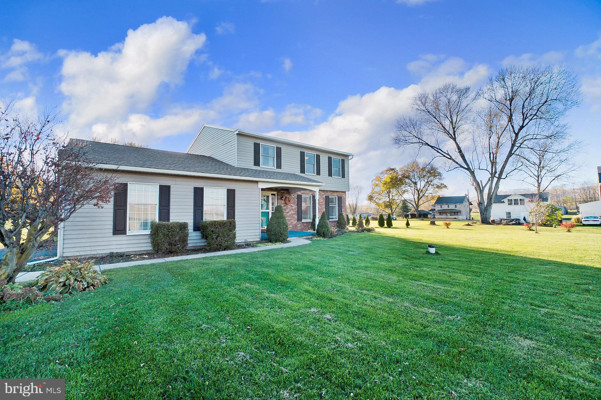 409 Gehman Road Barto, PA 19504 - Photo 4 of 52 Gallery Image 4