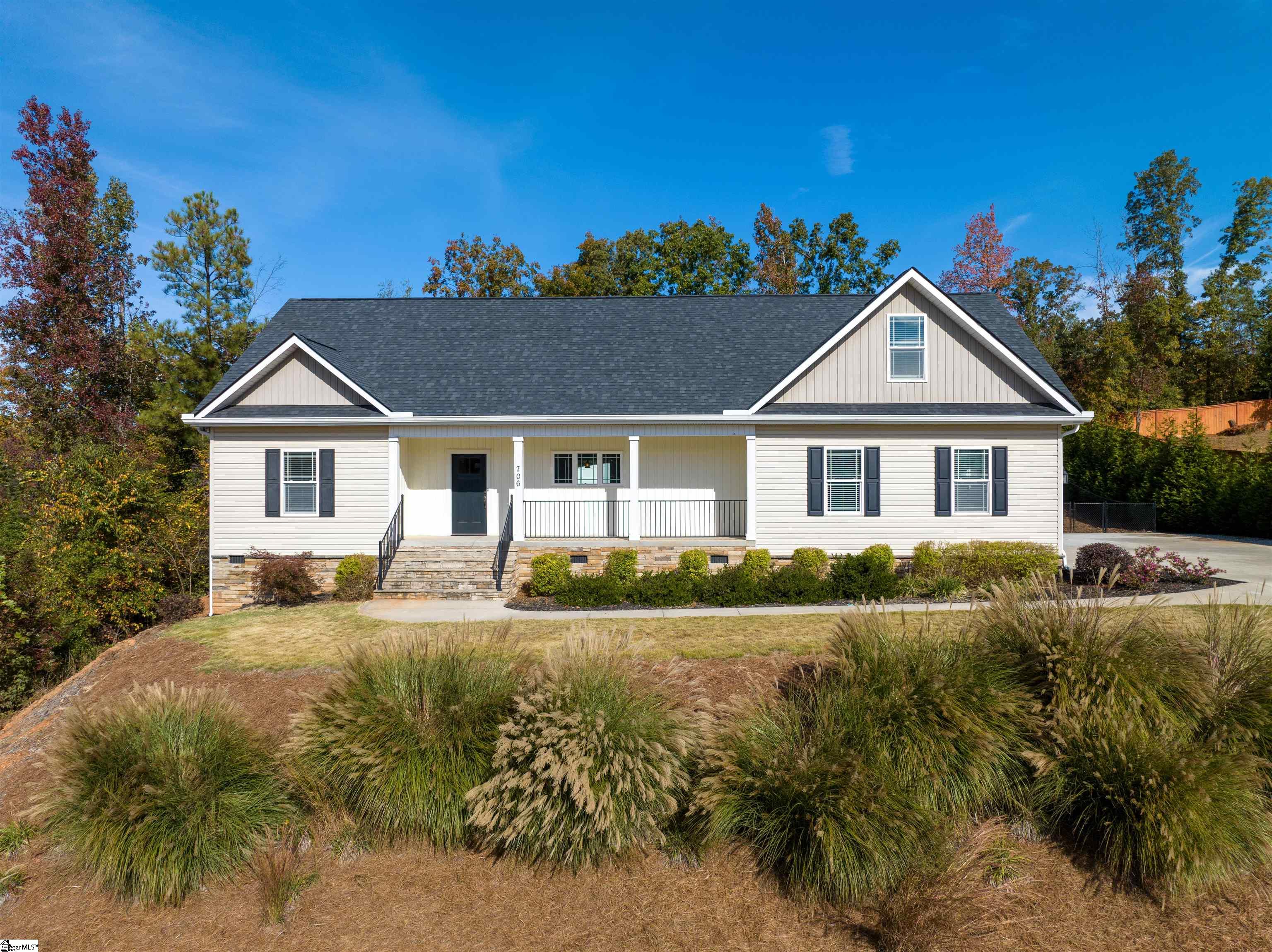 706 Rocky Ridge Circle Seneca, SC 29678 - Photo 1 of 36 Gallery Image 1