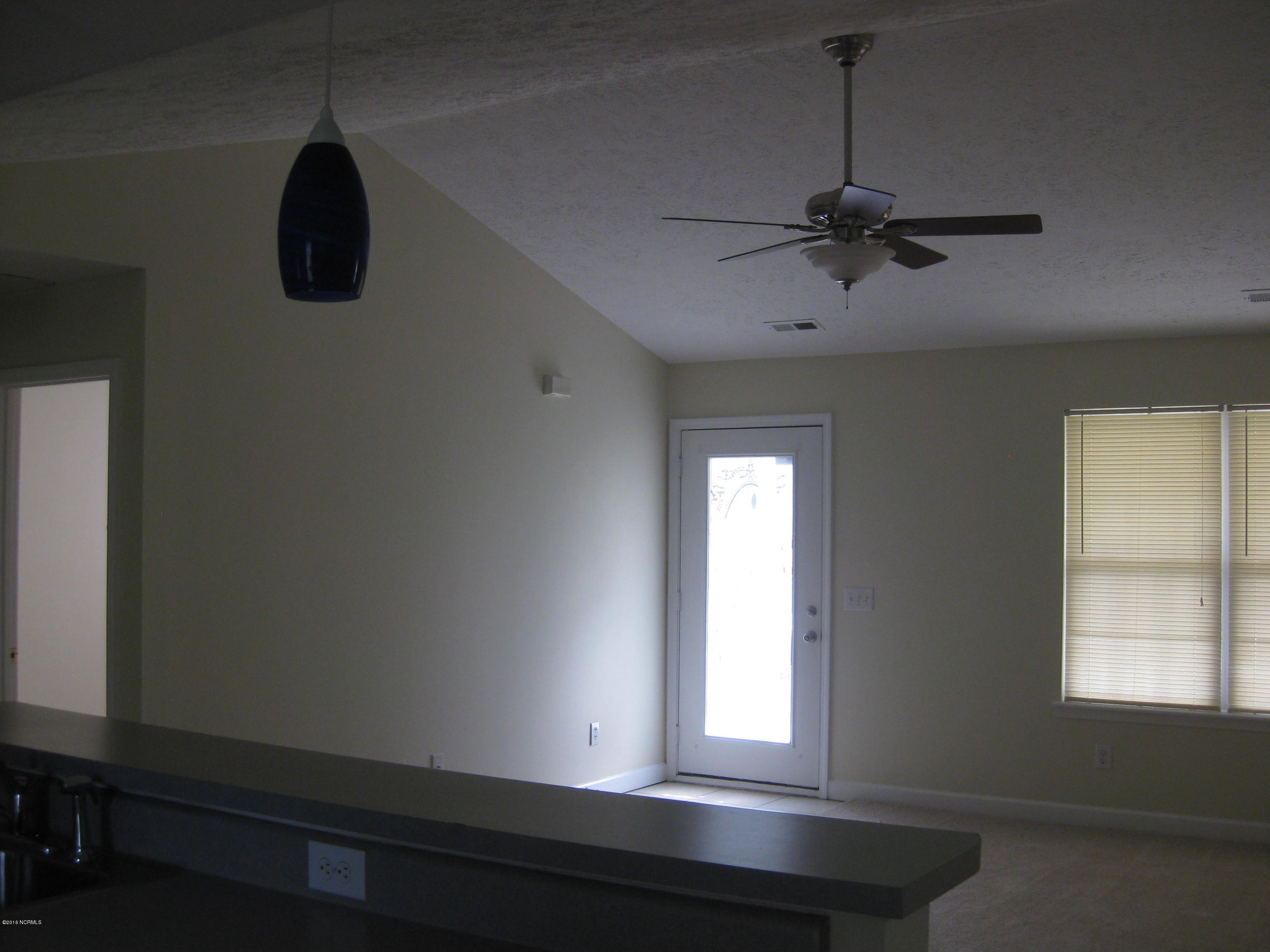 250 South High Point Road Southport, NC 28461 - Photo 4 of 17 IMG_0013
