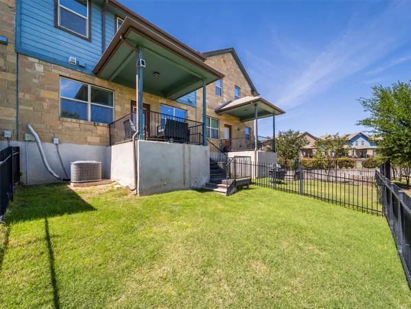 $292,400 | 1001 Zodiac Lane, Unit 28, Round Rock, TX 78665