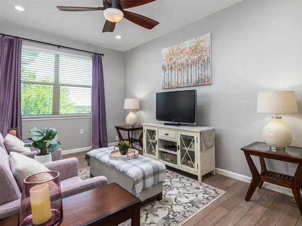 $292,400 | 1001 Zodiac Lane, Unit 28, Round Rock, TX 78665