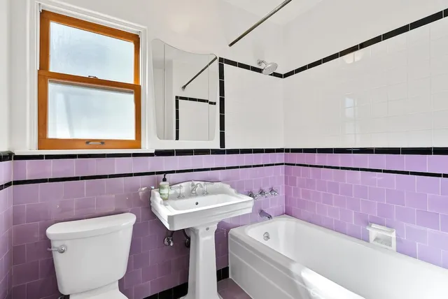 $6,295 | 2130 Apex Avenue, Los Angeles, CA 90039