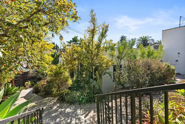 $6,295 | 2130 Apex Avenue, Los Angeles, CA 90039