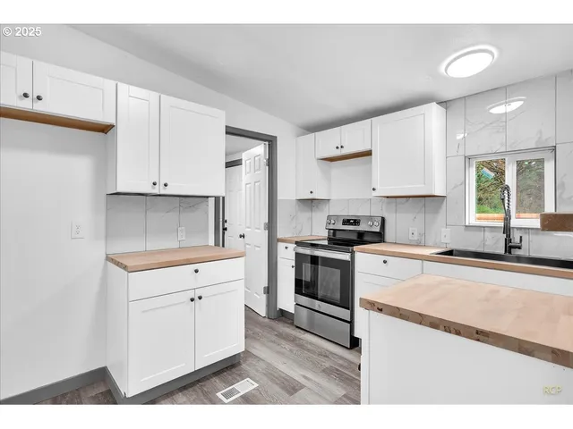 $254,900 | 105 Enchanted Valley Drive, Vader, WA 98593