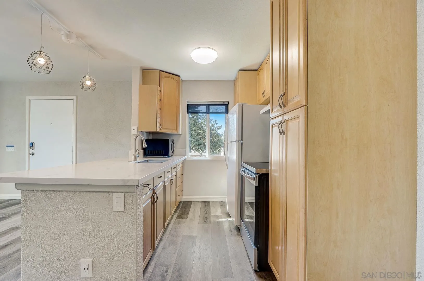 8308 Panorama Ridge Court Spring Valley, CA 91977 - Photo 10 of 22 Gallery Image 10