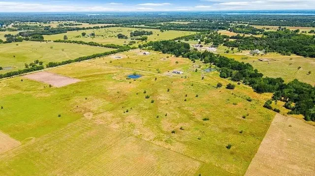 a view of an ocean view
