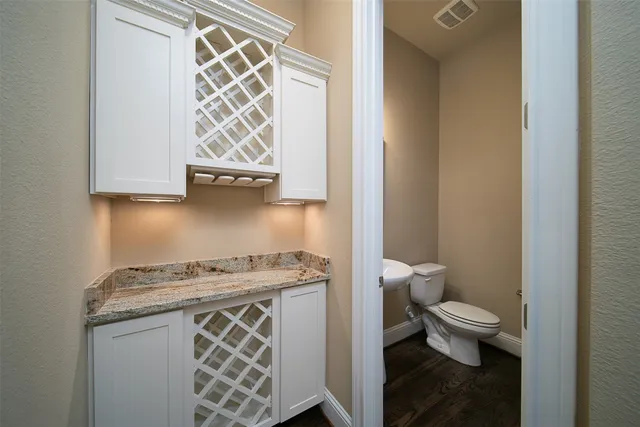 $3,200 | 1231 Creekside Acres Court, Houston, TX 77008