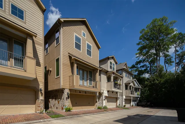 $3,200 | 1231 Creekside Acres Court, Houston, TX 77008