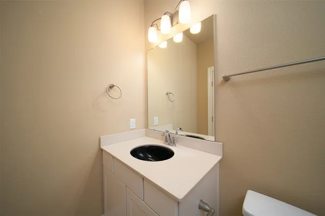 $3,200 | 1231 Creekside Acres Court, Houston, TX 77008