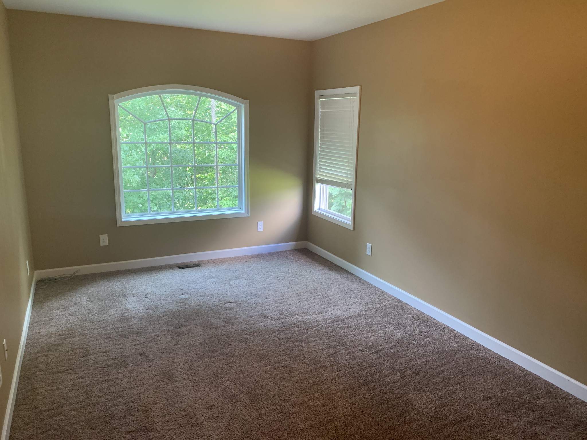 4605 Cole Ridge Road Beechgrove, TN 37018 - Photo 16 of 30 an empty room with windows