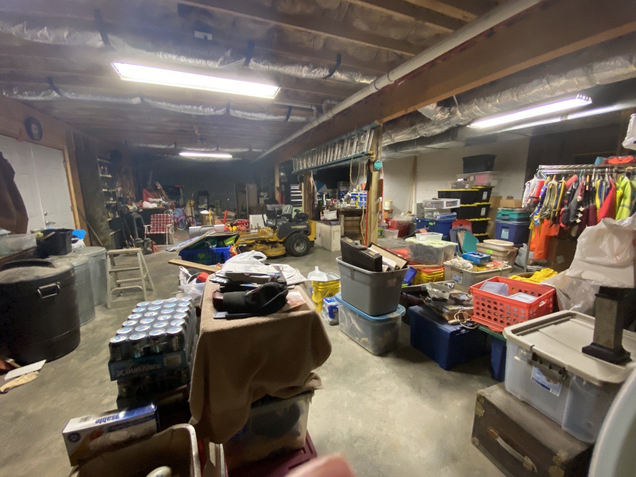4605 Cole Ridge Road Beechgrove, TN 37018 - Photo 25 of 30 a gym room with lots of furniture and clutter
