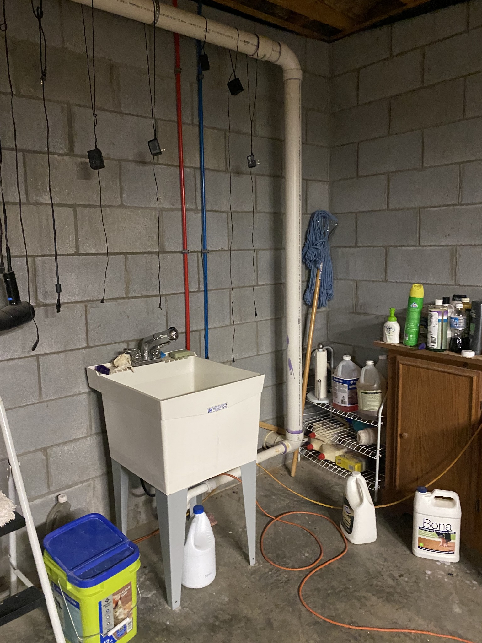 4605 Cole Ridge Road Beechgrove, TN 37018 - Photo 26 of 30 a utility room with dryer and washer