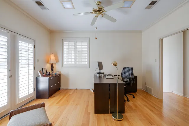 $419,900 | 840 Harbor Crest Drive, Memphis, TN 38103