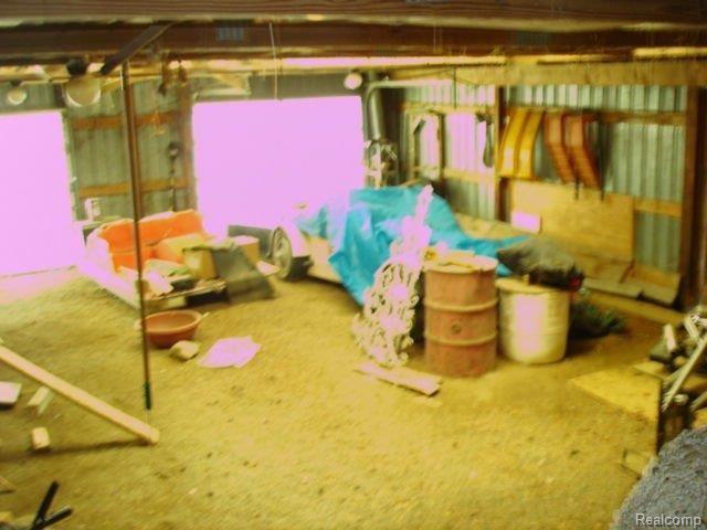 17120 Donohue Road Pinckney, MI 48169 - Photo 16 of 22 barn 1