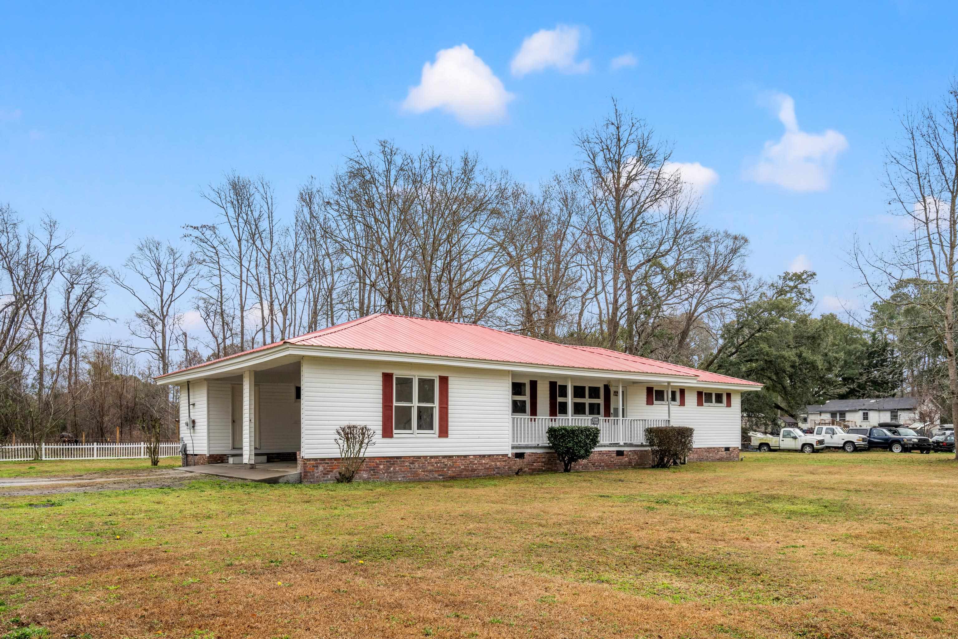 898 Pint Circle Longs, SC 29568 - Photo 2 of 16