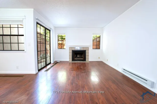 $3,850 | 175 Evandale Avenue, Unit 7, Mountain View, CA 94043