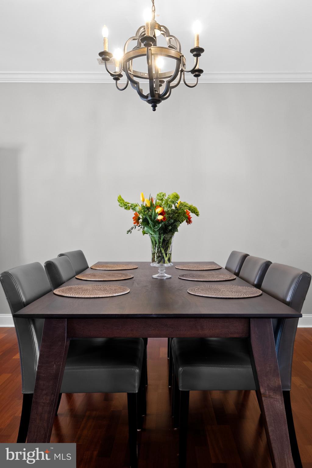 203 Captains Way Philadelphia, PA 19146 - Photo 9 of 58 a view of a dining room with furniture and wooden floor