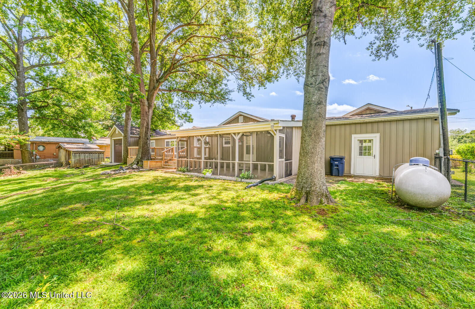 1114 Riverview Road Sardis, MS 38666 - Photo 38 of 54 40_DSC02288_89_90_91_92_mls