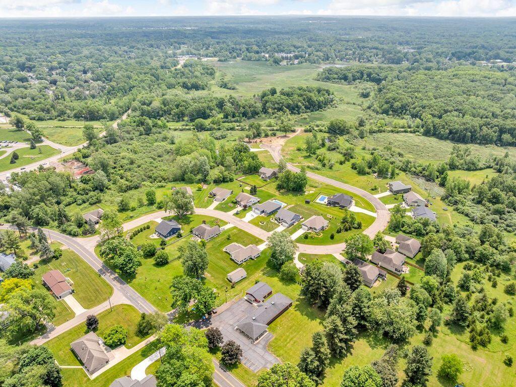 34 Natural Lane Jackson, MI 49201 - Photo 3 of 8 6J5aOLFQ