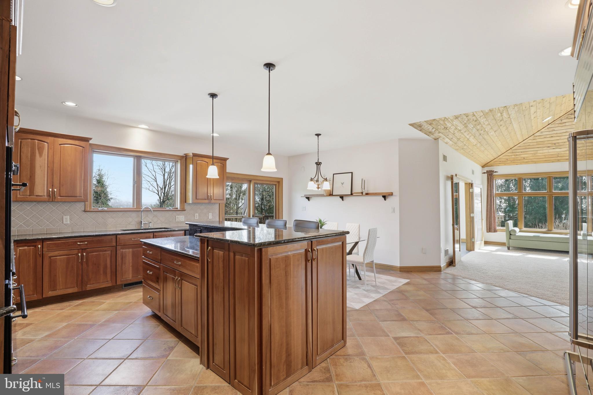 2 Breezy Knoll Lititz, PA 17543 - Photo 12 of 109