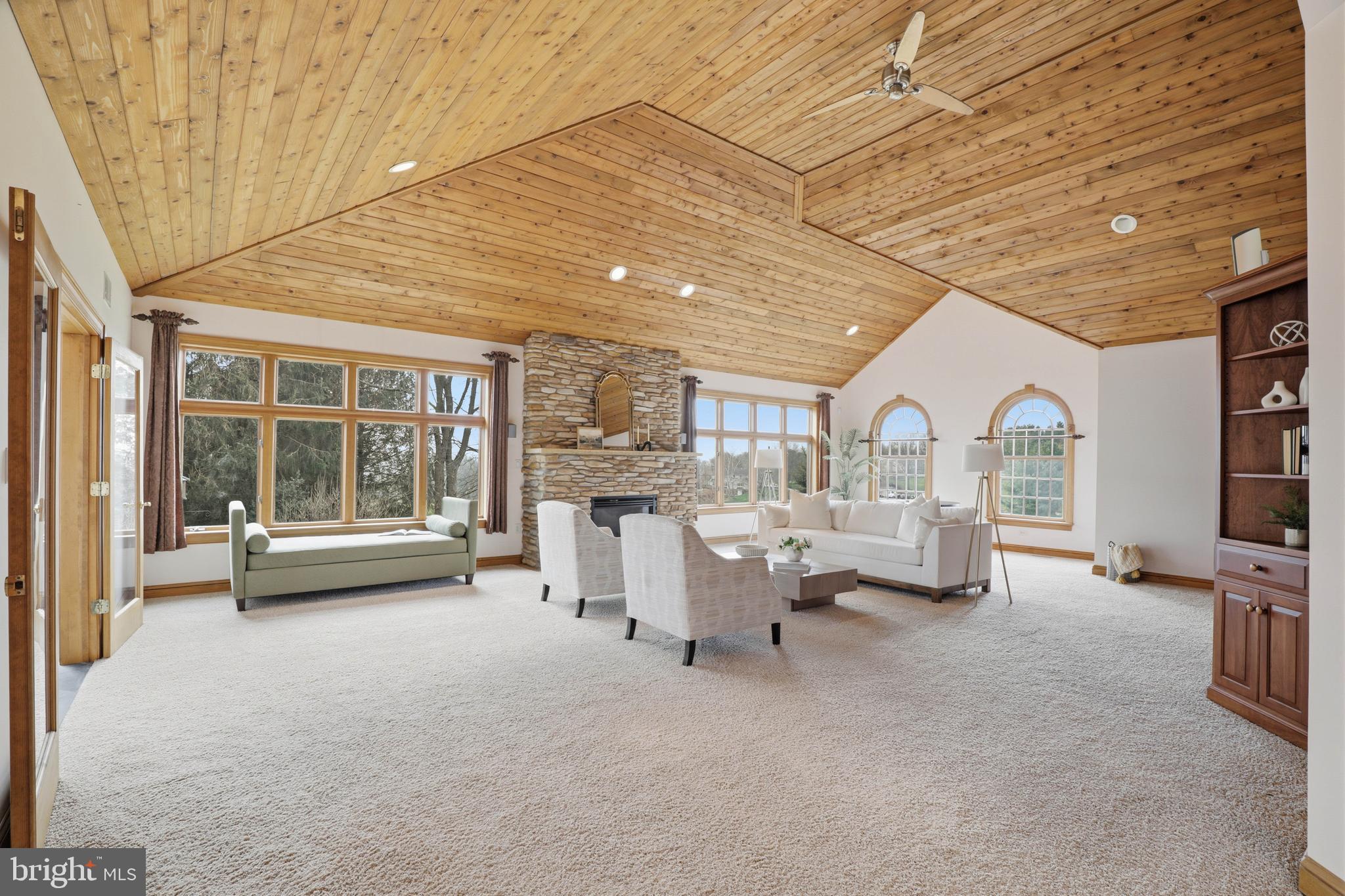 2 Breezy Knoll Lititz, PA 17543 - Photo 20 of 109