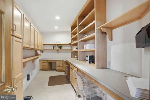 $1,295,000 | 2 Breezy Knoll, Lititz, PA 17543