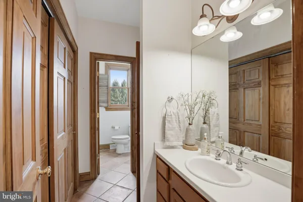 $1,295,000 | 2 Breezy Knoll, Lititz, PA 17543