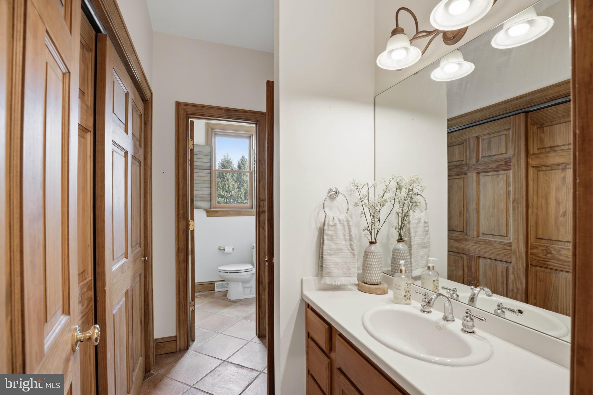 2 Breezy Knoll Lititz, PA 17543 - Photo 32 of 109