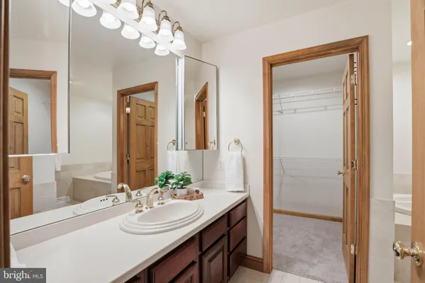 $1,295,000 | 2 Breezy Knoll, Lititz, PA 17543