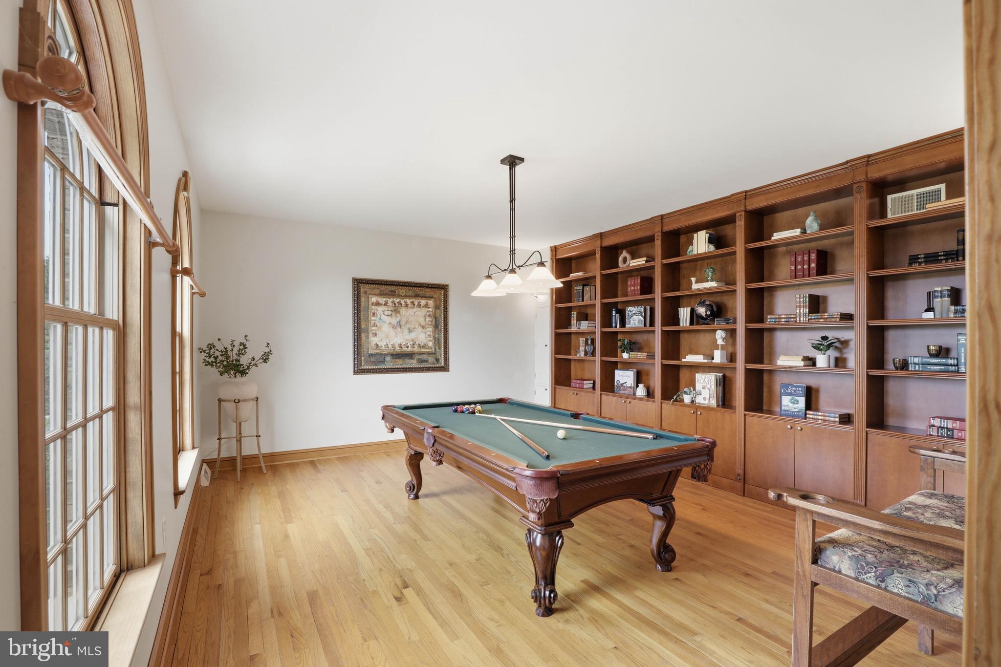 2 Breezy Knoll Lititz, PA 17543 - Photo 4 of 109