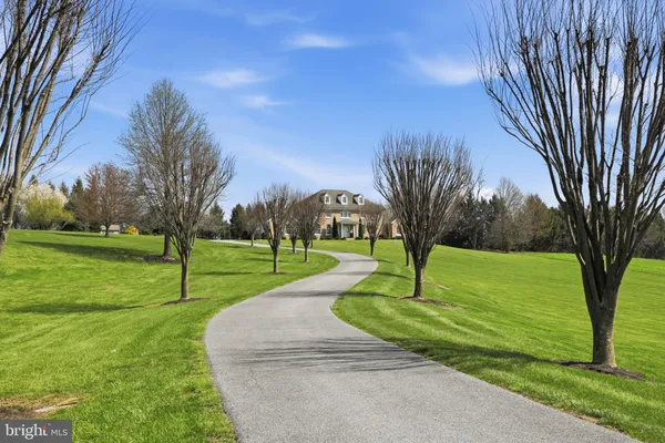 $1,295,000 | 2 Breezy Knoll, Lititz, PA 17543