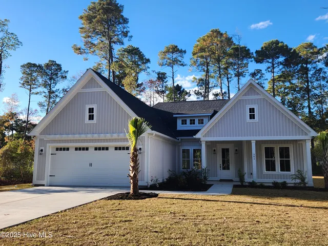 $449,900 | 341 Pineknoll Drive, Calabash, NC 28467
