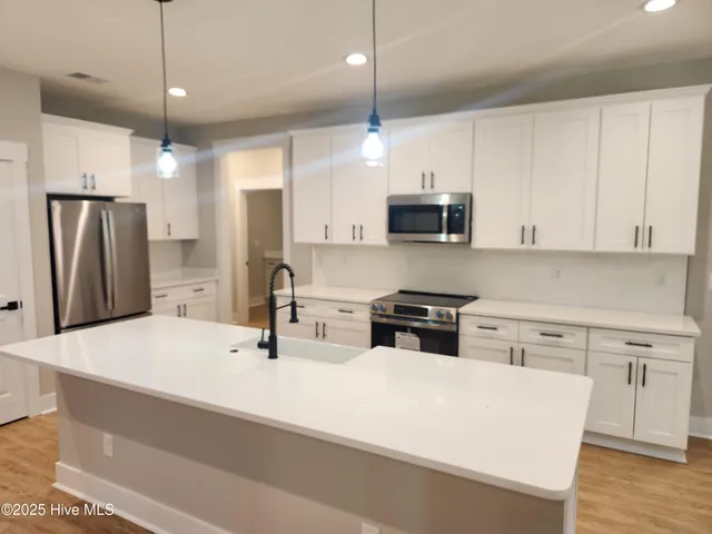 $449,900 | 341 Pineknoll Drive, Calabash, NC 28467