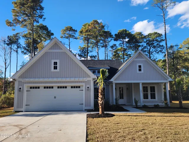 $449,900 | 341 Pineknoll Drive, Calabash, NC 28467