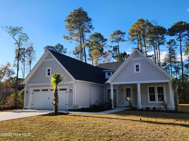 $449,900 | 341 Pineknoll Drive, Calabash, NC 28467