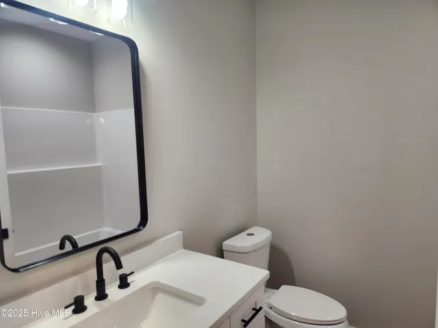 $449,900 | 341 Pineknoll Drive, Calabash, NC 28467