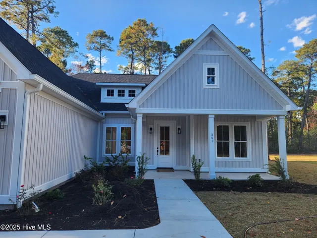 $449,900 | 341 Pineknoll Drive, Calabash, NC 28467