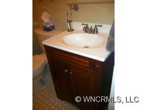 423 Rowland Rd. Swannanoa, NC 28778 - Photo 22 of 23 Gallery Image 22