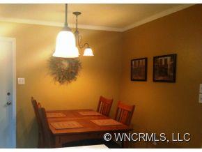 423 Rowland Rd. Swannanoa, NC 28778 - Photo 9 of 23 Gallery Image 9