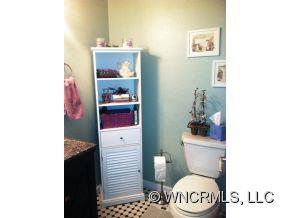 423 Rowland Rd. Swannanoa, NC 28778 - Photo 10 of 23 Gallery Image 10