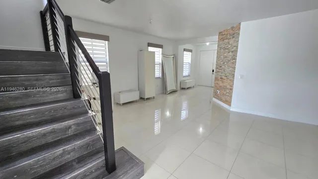 $990,000 | 10032 Northwest 87th Terrace, Doral, FL 33178