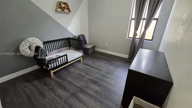 $990,000 | 10032 Northwest 87th Terrace, Doral, FL 33178