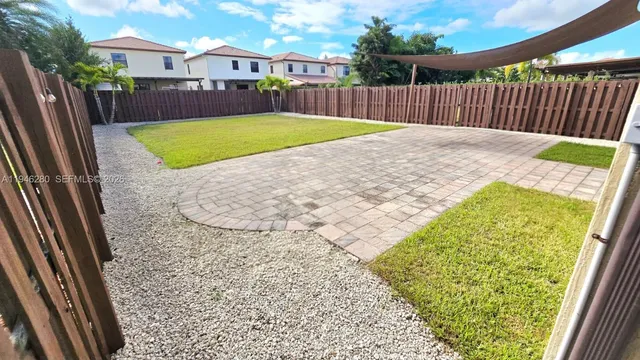 $990,000 | 10032 Northwest 87th Terrace, Doral, FL 33178