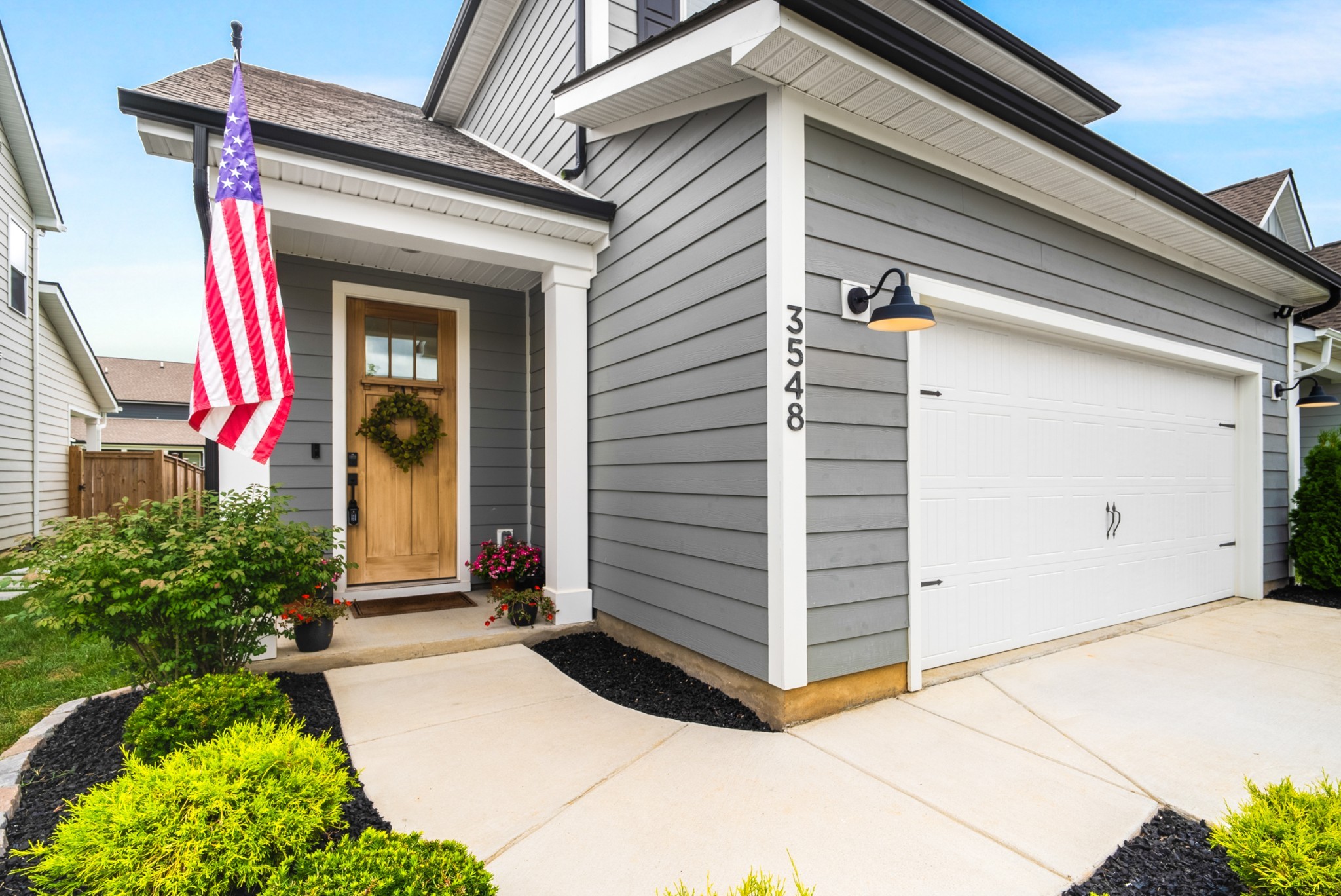 3548 Rockledge Way Murfreesboro, TN 37129 - Photo 2 of 28 a front view of a house with a garage